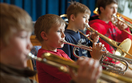 Kinder trompeten